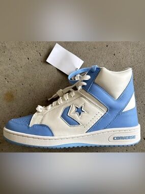 Converse Weapon Mid, Leather High Basketball Shoes Lt. Blue /White Men's 11 US